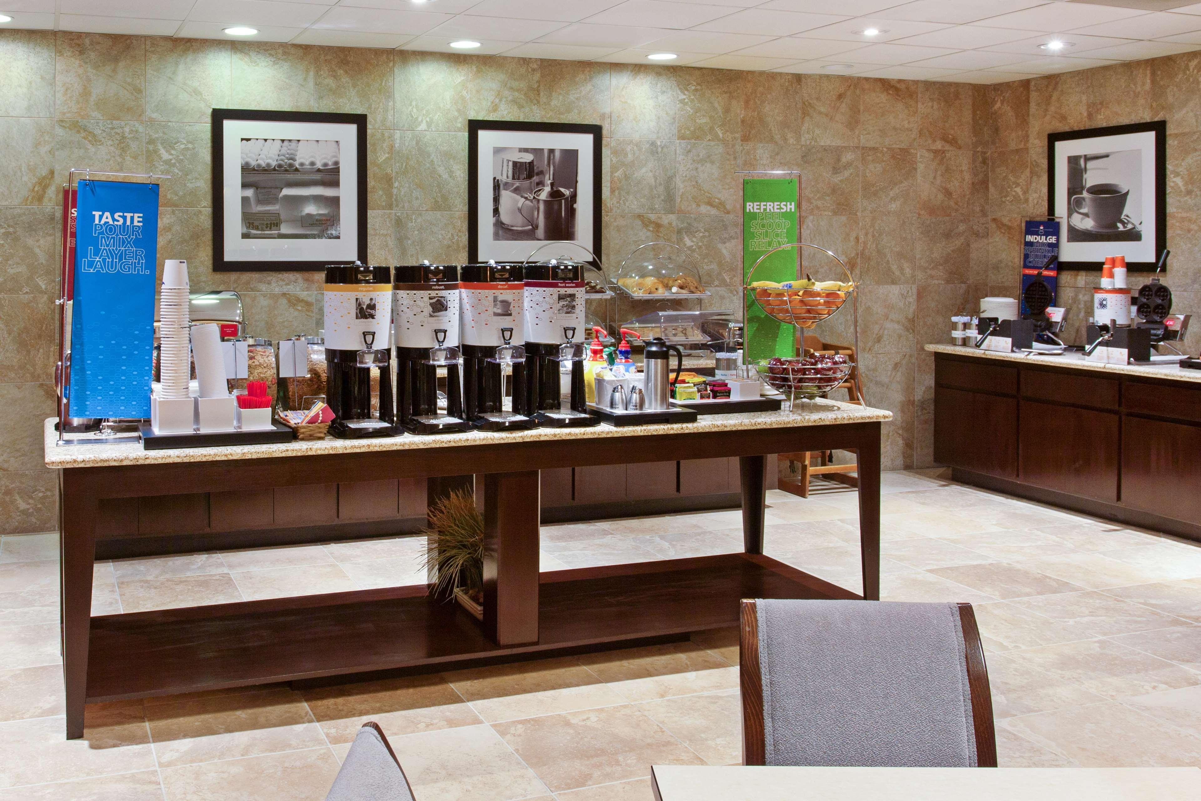 Hampton Inn & Suites Roseville Luaran gambar